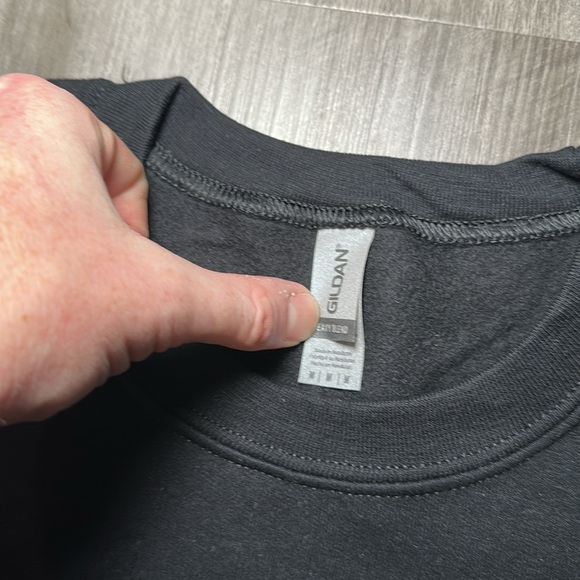 Mack Trucks Bulldog Gildan Sweatshirt (NWOT) - Medium - Picture 6 of 6